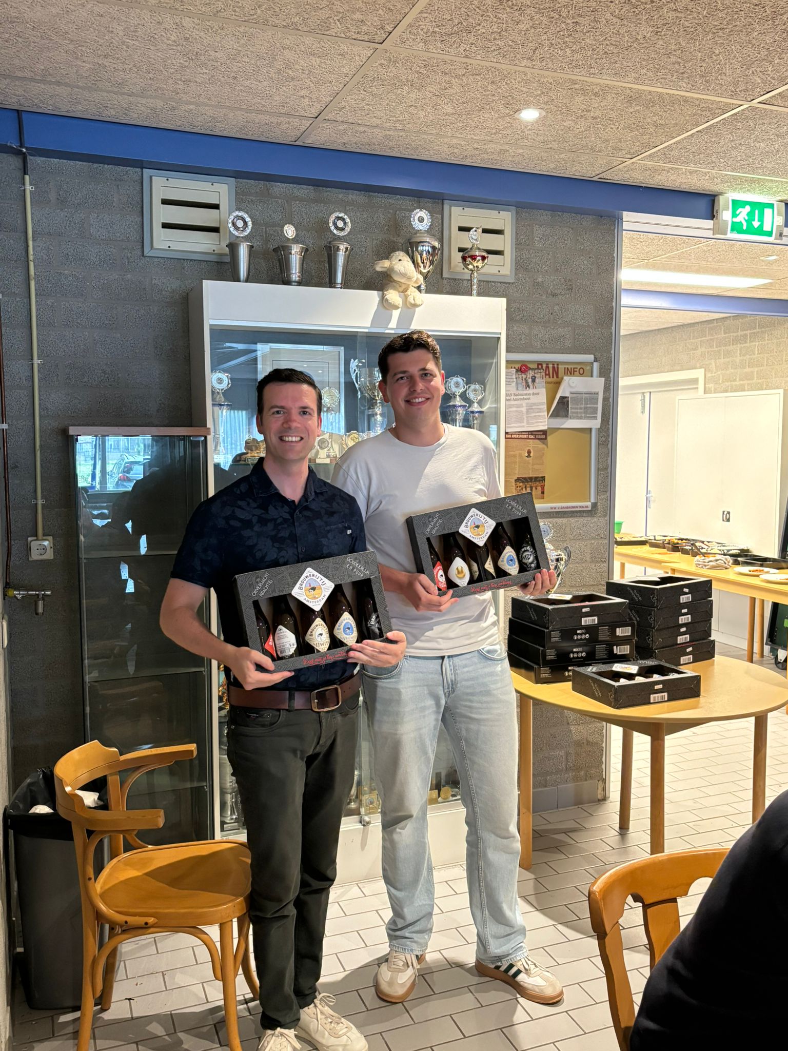 Hoogland viert: kampioenen, kolen en kameraadschap!